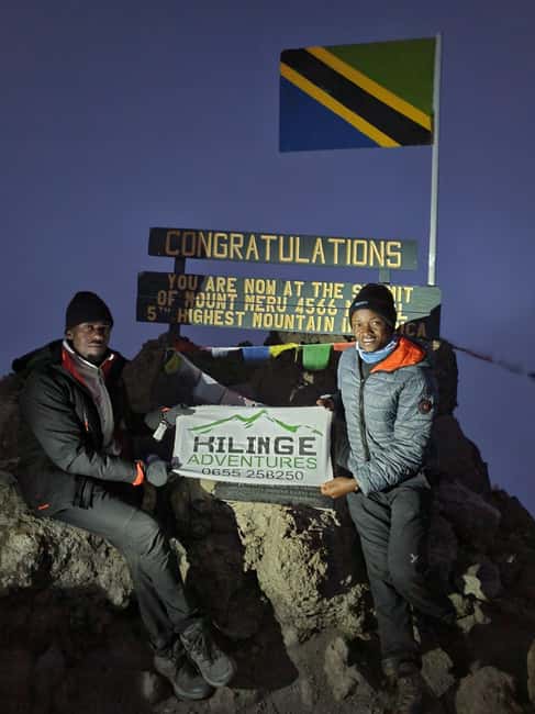 #1. Best 7 days kilimanjaro trek Machame route join group - Day four: Climbing the Barranco Wall