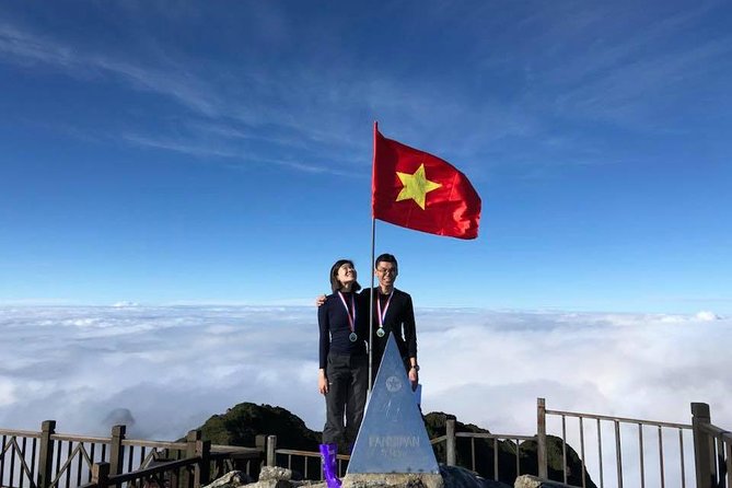 1 day Fansipan Trekking - The 6:00 am pickup and ride to Tram Ton Pass