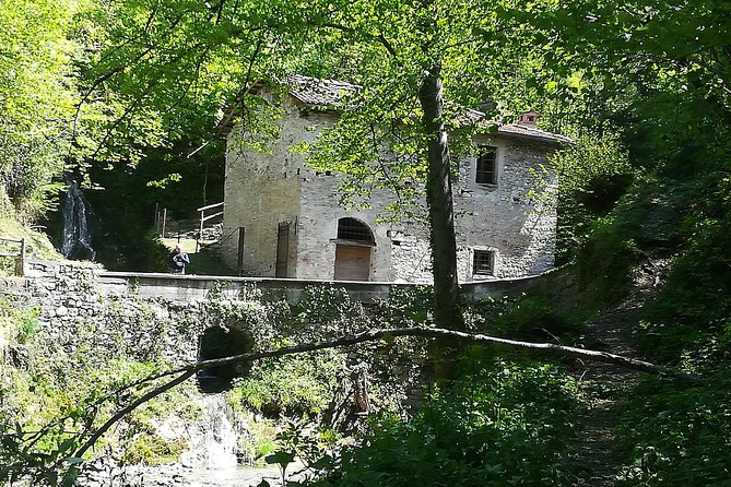 1 Day Trekking - Il Sentiero del Viandante: BELLANO. VARENNA - Castello di Vezio and the broadest views