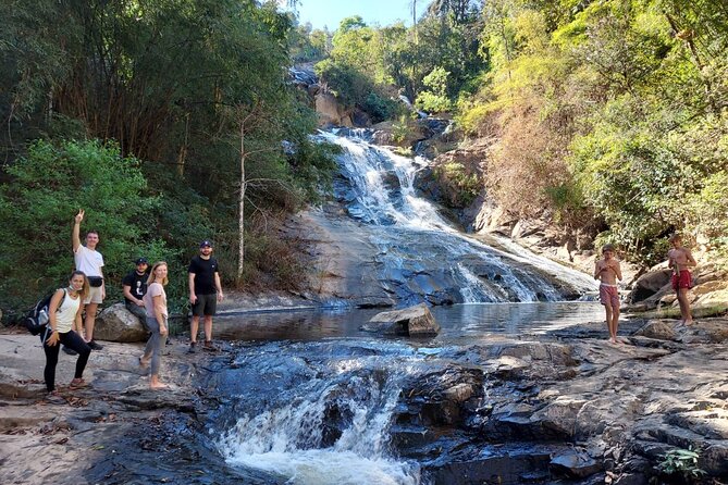 1 Day Trekking in Chiang Mai - The cave and waterfall break