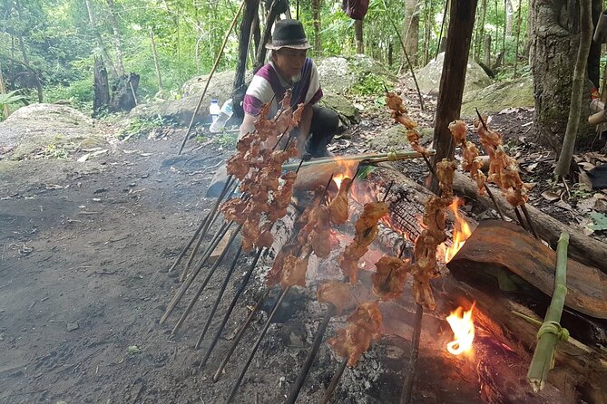 1 Day Trekking in Chiang Mai - Meeting a hilltribe community
