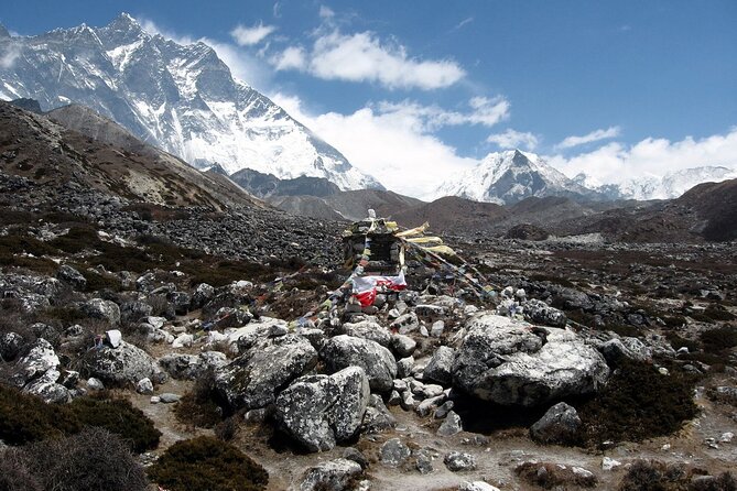 12 Days Everest Base Camp Trek - Day 7: Thukla Pass and the approach to Lobuche