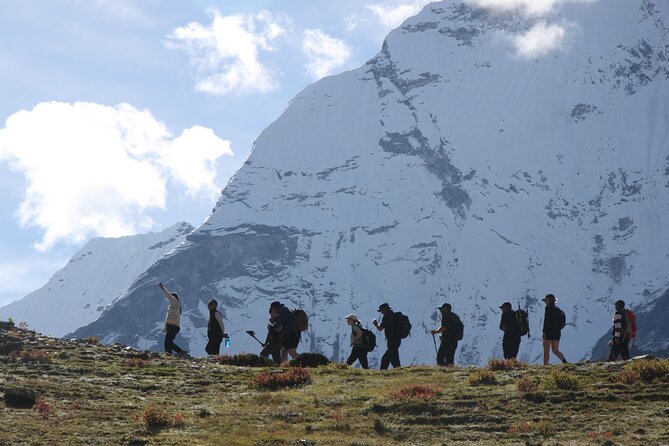 12 Days Private Everest Camp Base Tour from Kathmandu - Day 1: Flying from Kathmandu to Lukla and walking to Phakding
