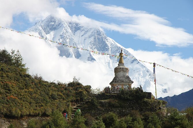 12 Days Private Everest Camp Base Tour from Kathmandu - Day 7: Alpine trail and the Khumbu Glacier to Lobuche