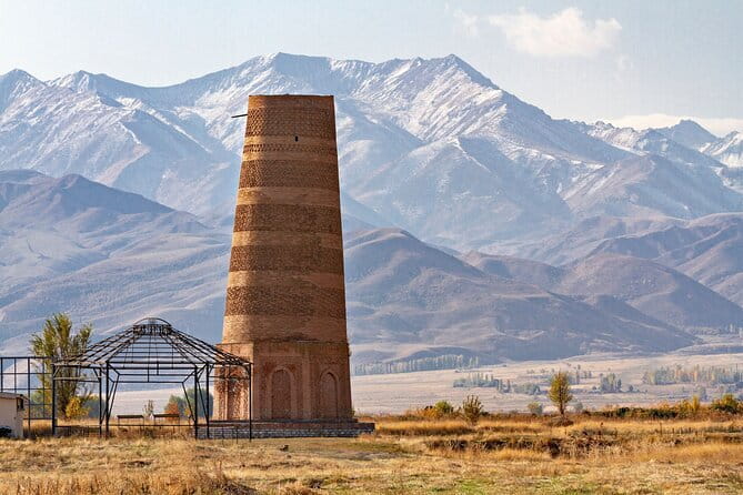 14 Day Epic Kyrgyzstan Trek in Tian Shan and Pamir Alay Mountains - Days 6 to 8: Song Kol and the long road south