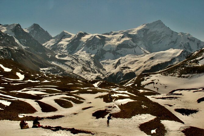 14 Days Annapurna Circuit Trek - From Kathmandu streets to the Annapurna foothills