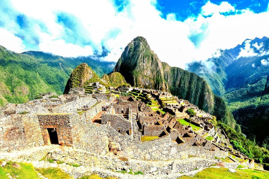 2-Day Inca Trail Hike to Machu Picchu & Panoramic Train - The Vistadome ride back to Cusco