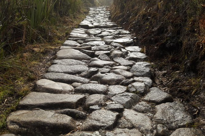 2-Day Inca Trail To Machu Picchu - Day 2 at Machu Picchu