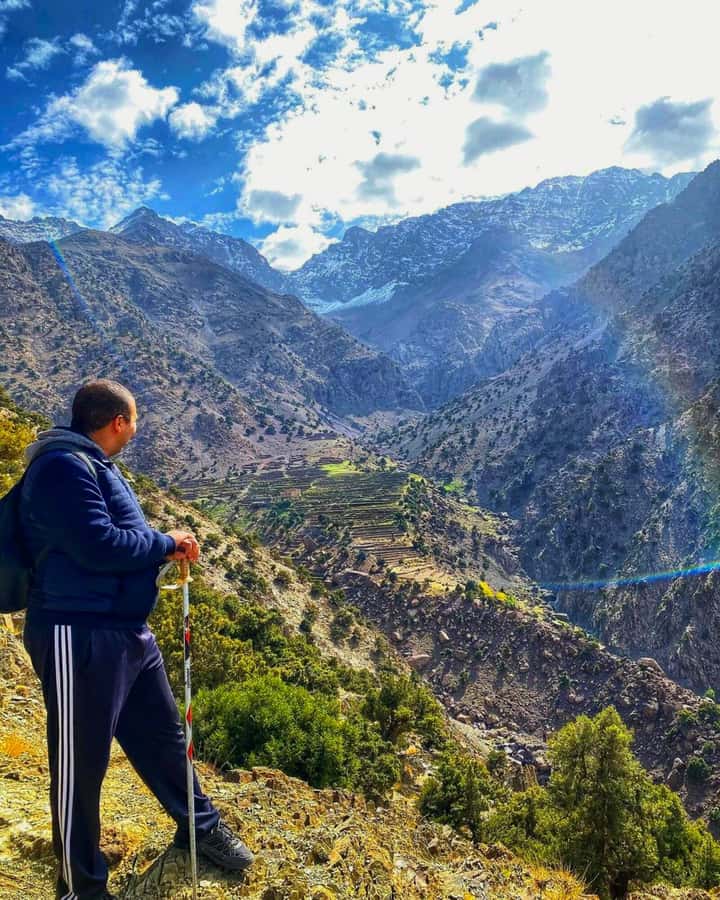 2-Day Trek, Berber Villages, and Stay in Azzaden Valley - Climbing toward Tizi Mzik Pass