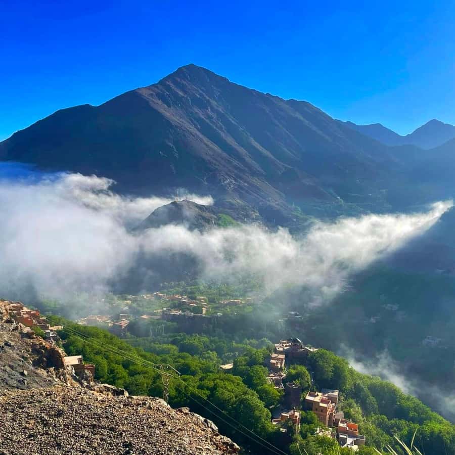 2-Day Trek, Berber Villages, and Stay in Azzaden Valley - Who should book this trek