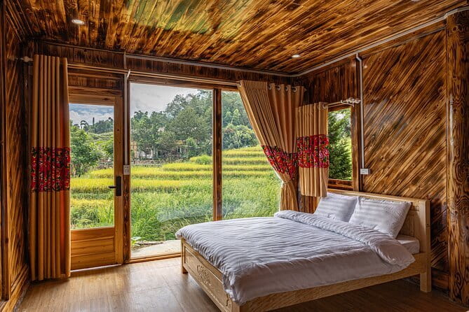 3-Days Sapa Trekking With Local Guide Overnight in Tavan Village - Ta Van gives the trip its village character