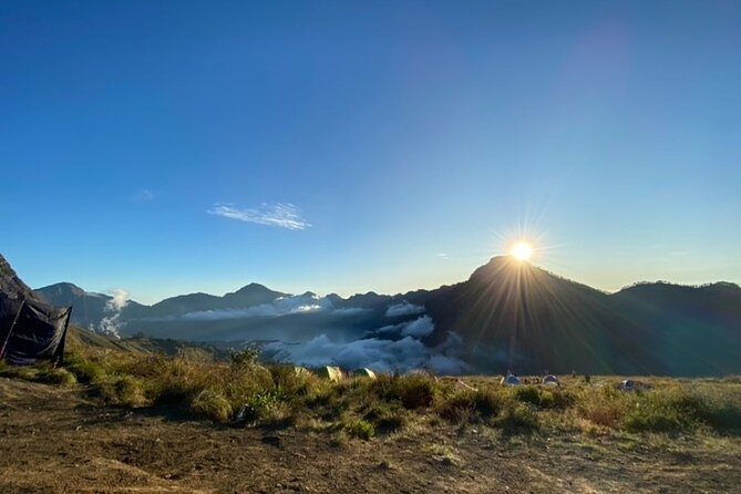 3D/2N Rinjani trekking summit,lake and hot springs. - Day one: Sembalun Village to the crater rim