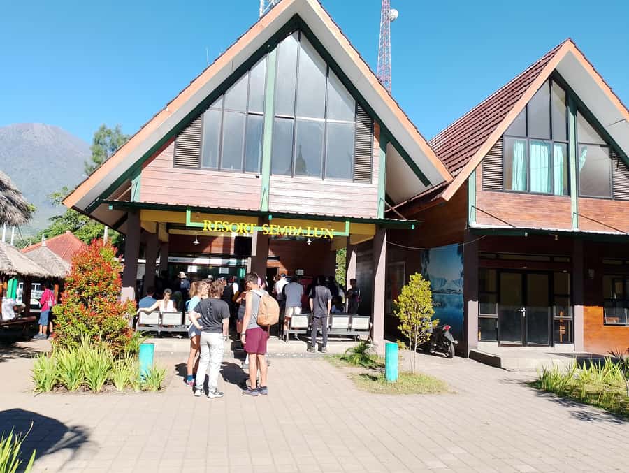3d/2n trekking mount rinjani summit lake & hot springs - Who should choose this trek?