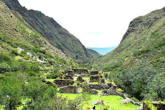 4-Day Lares Trek to Machu Picchu - The guide and support crew matter at this altitude