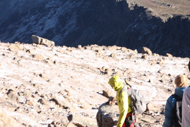 4-Day Mount Kenya Trekking with Pick Up - Day 2: The long climb from Old Moses to Shipton’s Camp