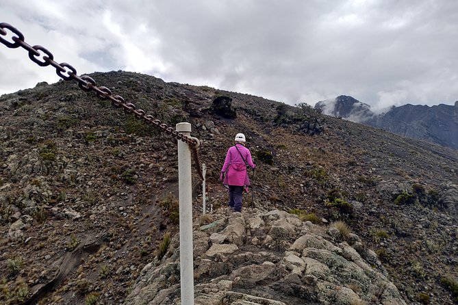 4 Days Mount Meru Trekking - Guides, food, and the level of support