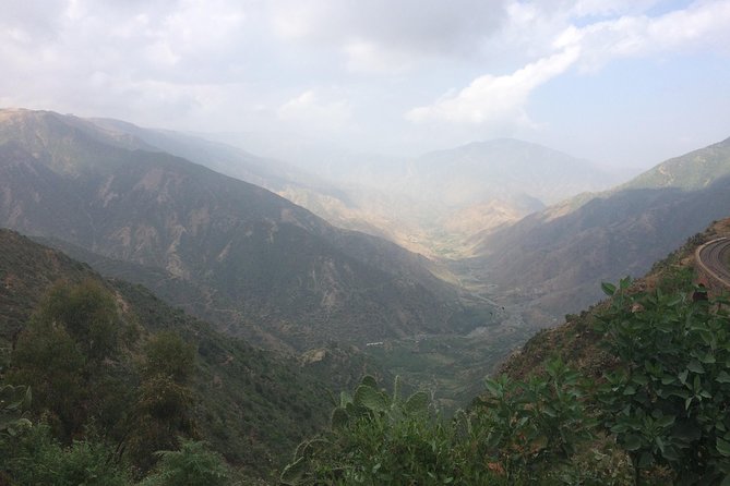 5-Day Northern Ethiopia Tour : 3D Simien Mountains Trek & Axum. - Reaching Sankaber and the first Simien views