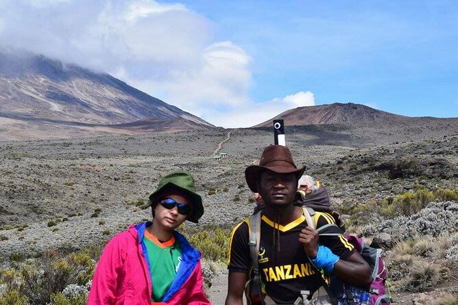 5 Days Marangu Route - Mount Kilimanjaro Trek - Day 5: The midnight climb to Uhuru Peak