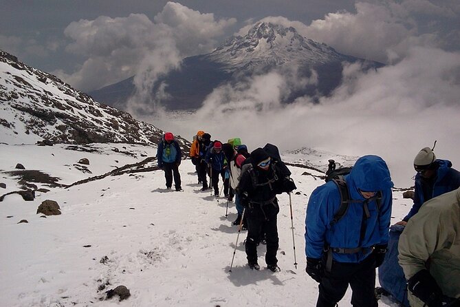 6 Days: Hiking Kilimanjaro via Machame Route - Day 4: Barranco Wall and Barafu Camp