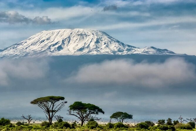 7 Days Kilimanjaro via Machame route affordable price - What the $2,400 price really covers
