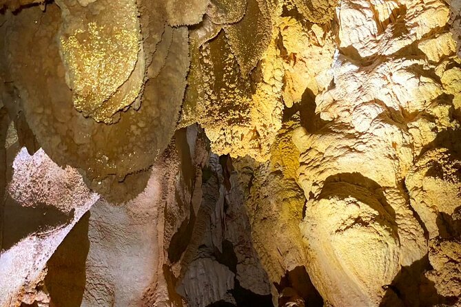 Abandoned Valley , Golden Cave and E Cave 1 Day Trek - A Vietnamese BBQ lunch in the valley