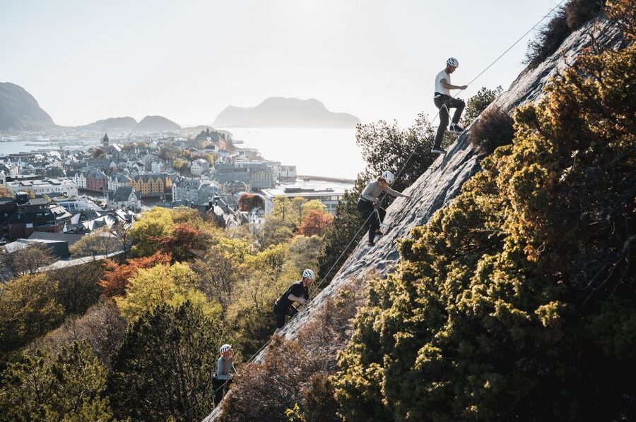 Ålesund: Via Ferrata tour - Why Ålesund’s city-center route is special