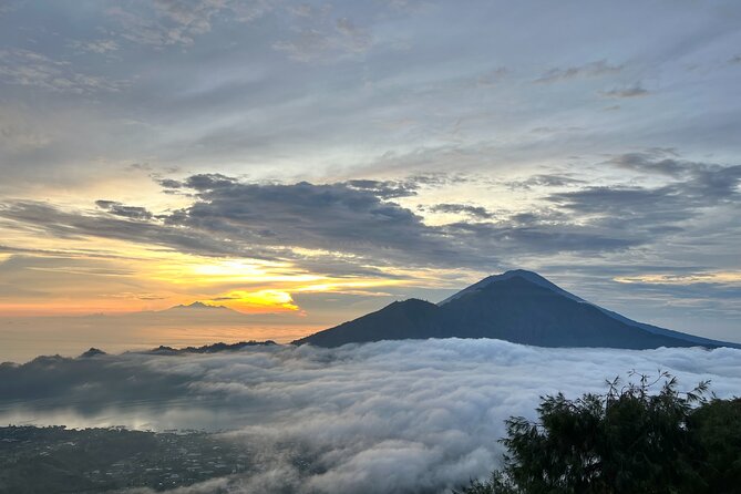 All inclusive Mount Batur Trekking with Hot Spring tour - Sunrise at 1,717 meters