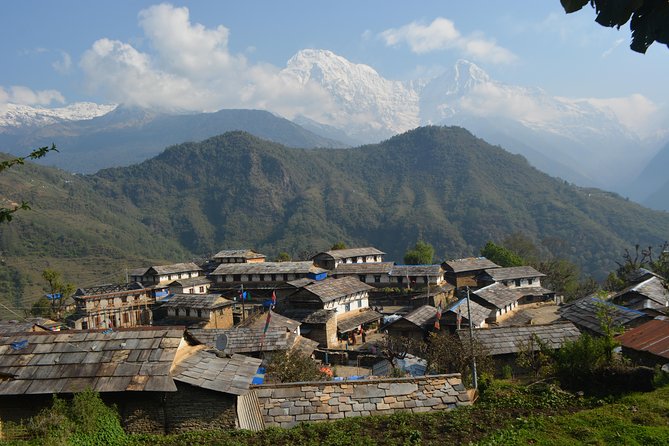Annapurna Base Camp, Nepal 10 days - Day 2: Ghandruk and the first village paths