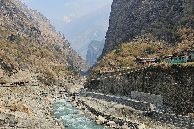 Annapurna Circuit Trek with Tilicho Lake (16 Days) - Muktinath, Kagbeni, and Jomsom