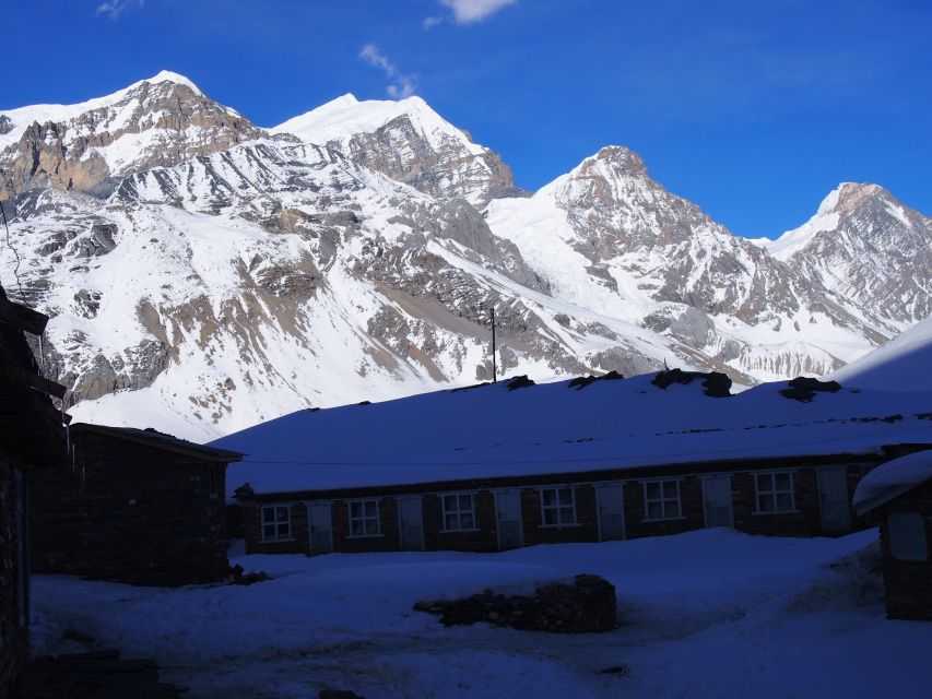 Annapurna Circuit Trekking 13 Days - Day 4: Chame to Pisang