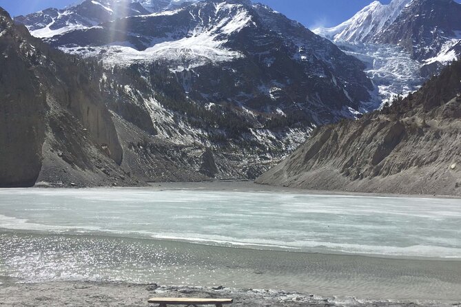 Annapurna Tilicho Lake Trek - The upper Manang valley and a useful acclimatization day