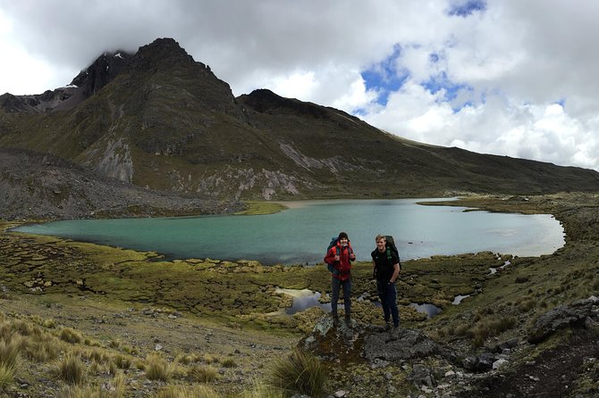 Ausangate Trek 5 Days - Day 4: Glacial lakes and Pacchanta hot springs