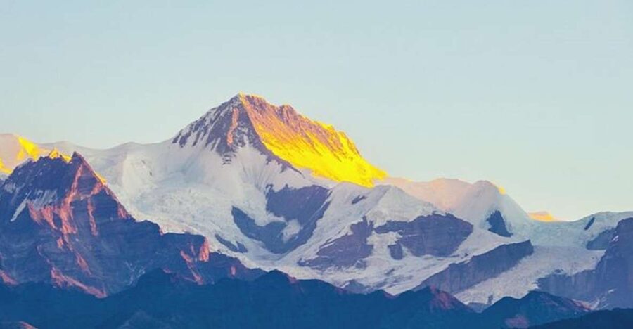 Australian Base Camp Hike For Sunrise over the Himalayas - Kande to Australian Camp Through Forest and Fields