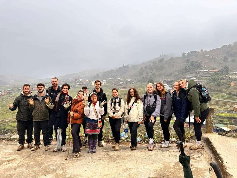 AUTHENIC 2D1N Trek & Bungalow Retreat with Dinh Hmong Family - Cooking, dinner, and an evening with the family