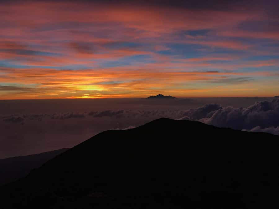 Bali: Mount Agung Sunrise Trekking Tour via Besakih Temple - Why Mount Agung is a serious sunrise climb