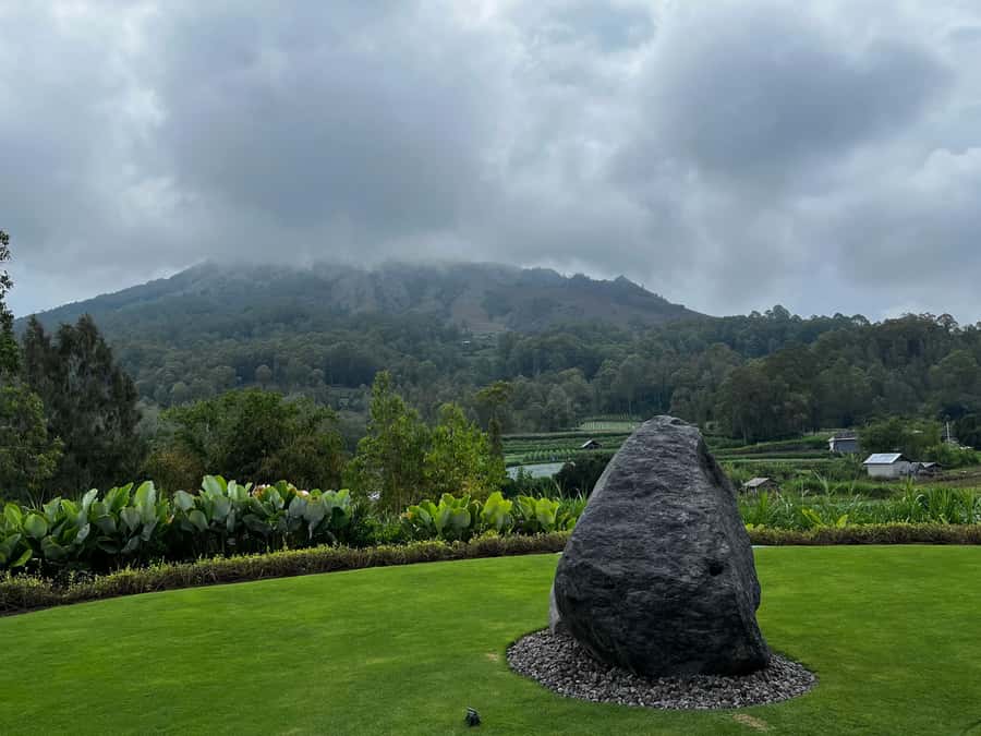 Bali: Mount Batur Sunrise Trek with A Female Guide - The female guide makes a difference