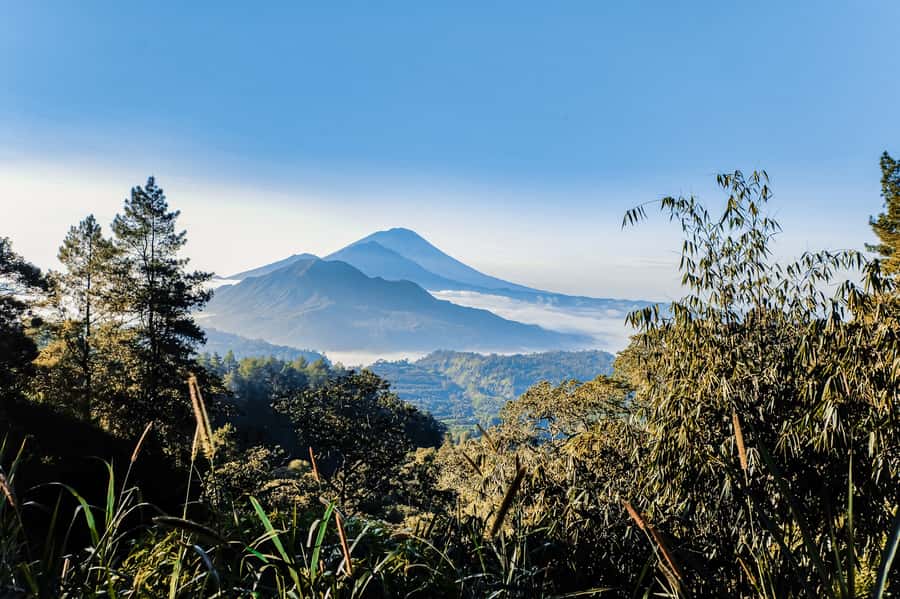 Bali: Mount Batur Sunrise Trek With Guide and Breakfast - Why Mount Batur is worth the alarm