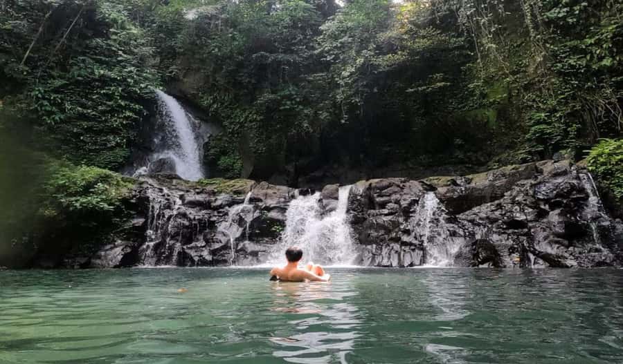 Bali: Mt Batur Sunrise Trek & Taman Sari Waterfall Adventure - The early pickup sets the tone