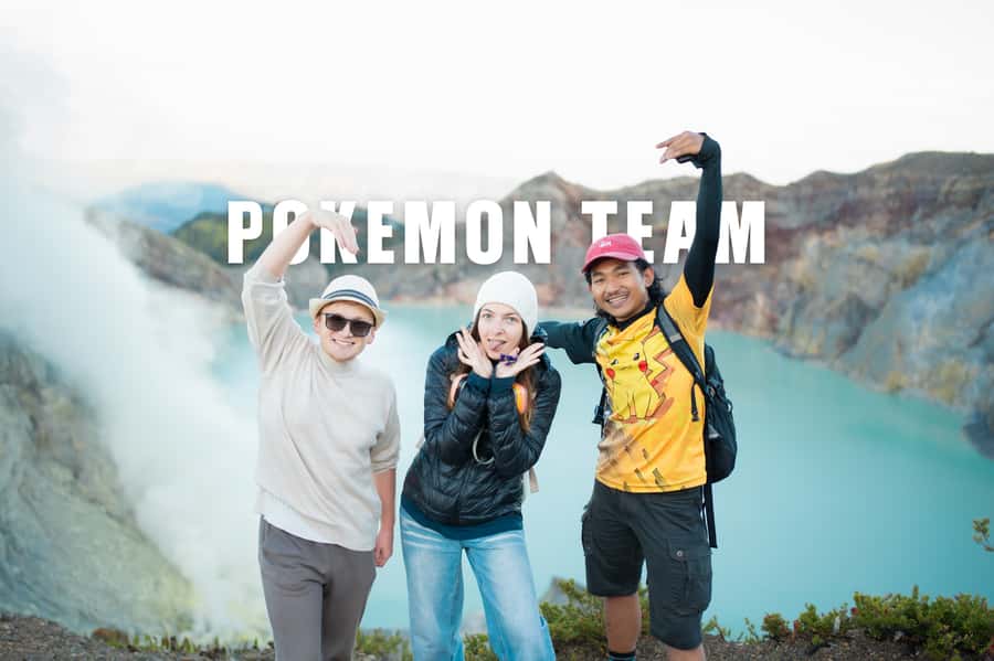 Banyuwangi: Ijen Crater Bluefire and Sunrise Guided Trek - The descent, local stalls, and return to Banyuwangi