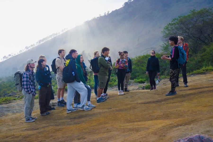 Banyuwangi: Ijen Crater Bluefire and Sunrise Guided Trek - FAQ