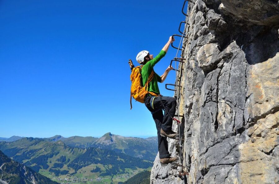 Berchtesgaden: Via Ferrata Beginner Tour of Schützensteig - The four-hour outing from meeting point to rock