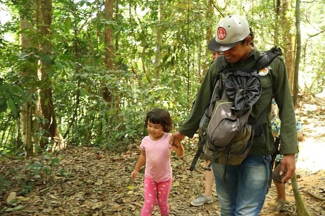 Bukit Lawang Full Day Jungle Trek - Lunch in the middle of the trek