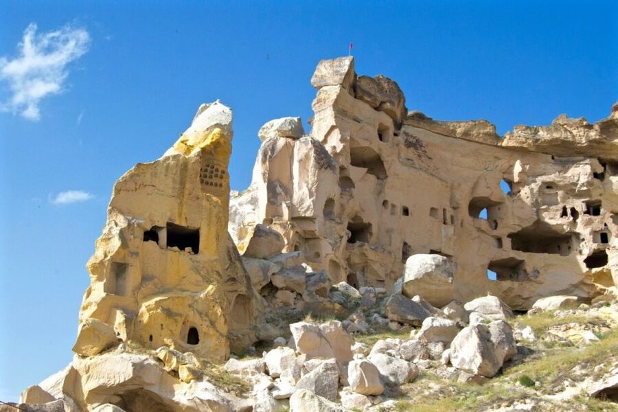 Cappadocia: Red Valley Trek and Kaymakli Underground City - Çavuşin and its early monastic settlement