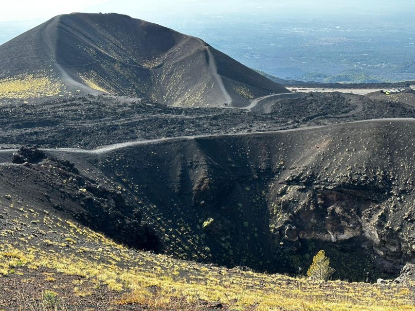 Catania: Etna Morning or Sunset Trek with Lava Tunnel & Gear - The guides make the difference