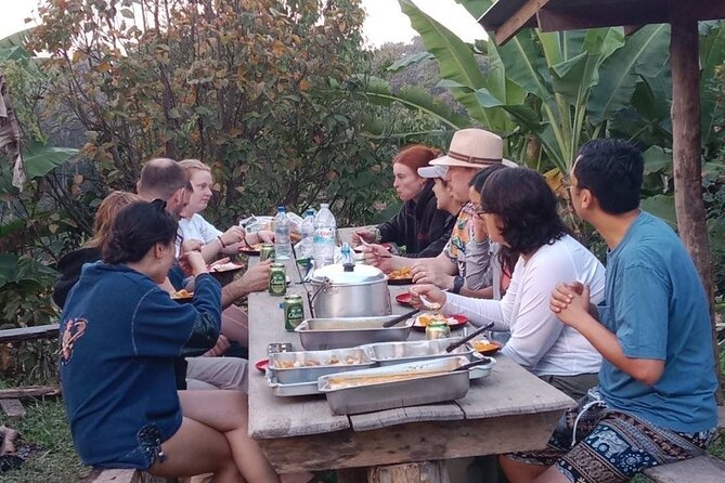 Chiang Mai 2 Day 1 Night Jungle Trekking and Bamboo Rafting - Evening in a Karen Hill Tribe village