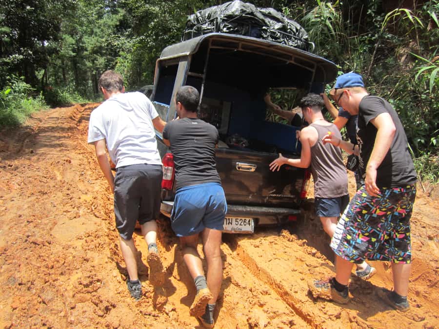 Chiang Mai: 2 Days, 1 Night Non-Tourist Trek - A short elephant visit before the forest