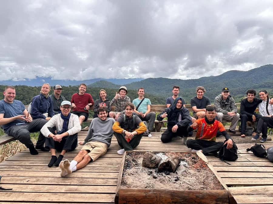 Chiang Mai: 3Days Nature&Cultural Trek in Doi Inthanon Area - Day 1: Market supplies, rice terraces, and a waterfall camp