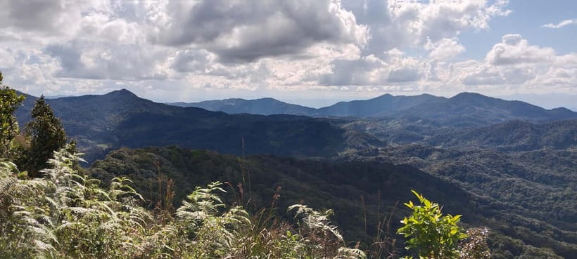 Chiang Mai Authentic Trekking - Leaving Chiang Mai for the Karen hills