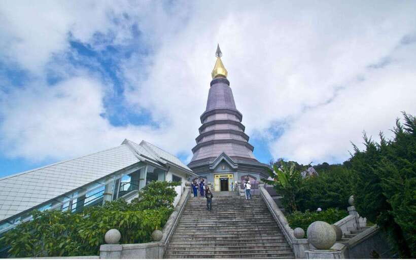 Chiang Mai: Doi Inthanon National Park and Pha Dok Siew Trek - Who should book this day trip?