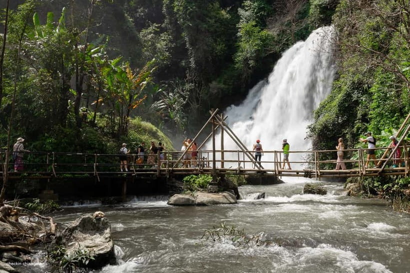 Chiang Mai: Doi Inthanon Park & 2 Hrs Trekking Pha Dok Siew - The long ride from Chiang Mai to Doi Inthanon